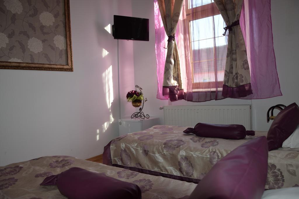 Pensiunea Gia Sighişoara Esterno foto